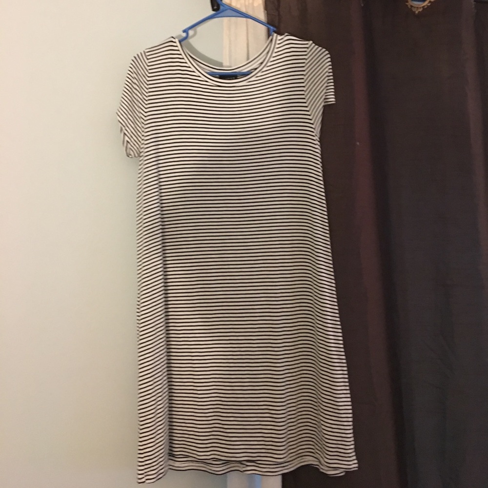 Short sleeved striped mid length summer dress