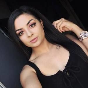 Meet your Posher, Jaqueline