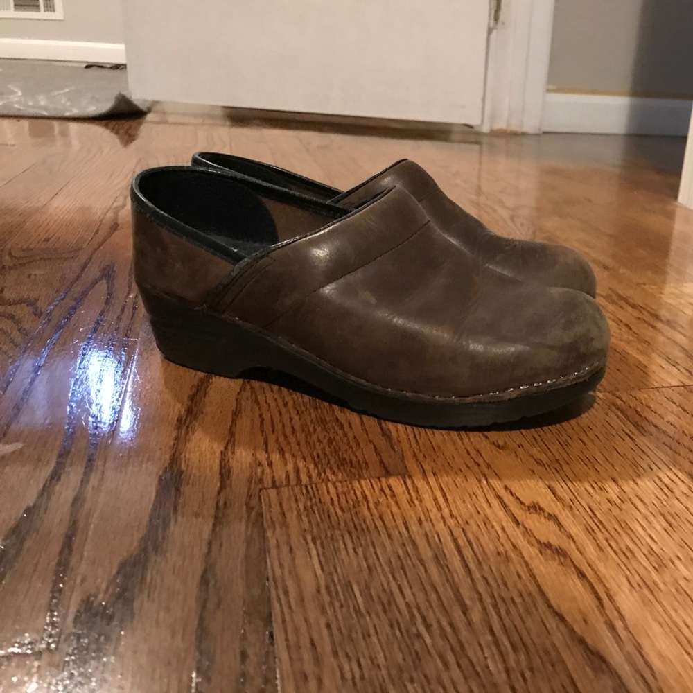 Dansko nursing clogs