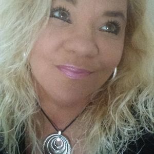 Meet your Posher, Misti