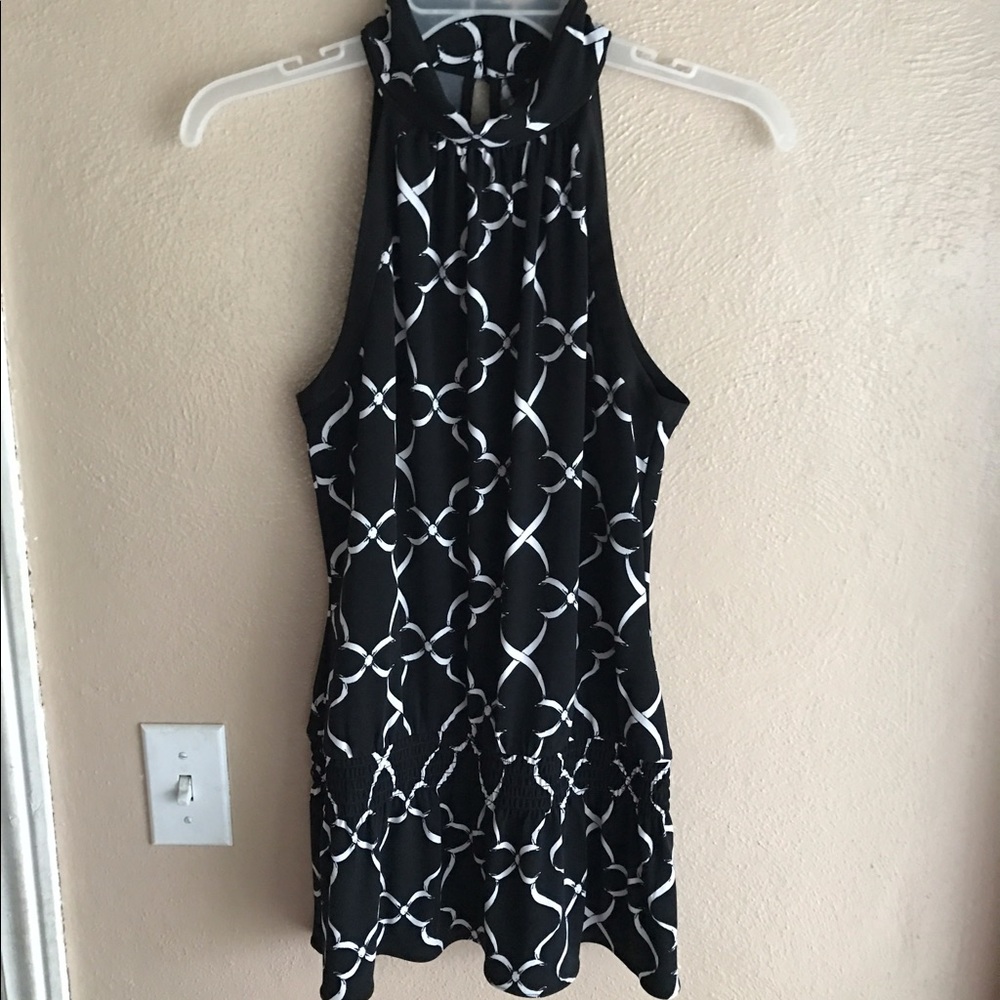 White House Black Market Sleeveless Top!