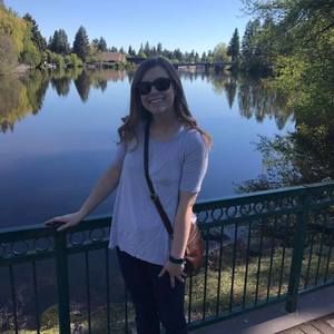 Meet your Posher, Lauren