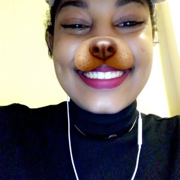 Meet your Posher, Mikeyla - Picture 1 of 1