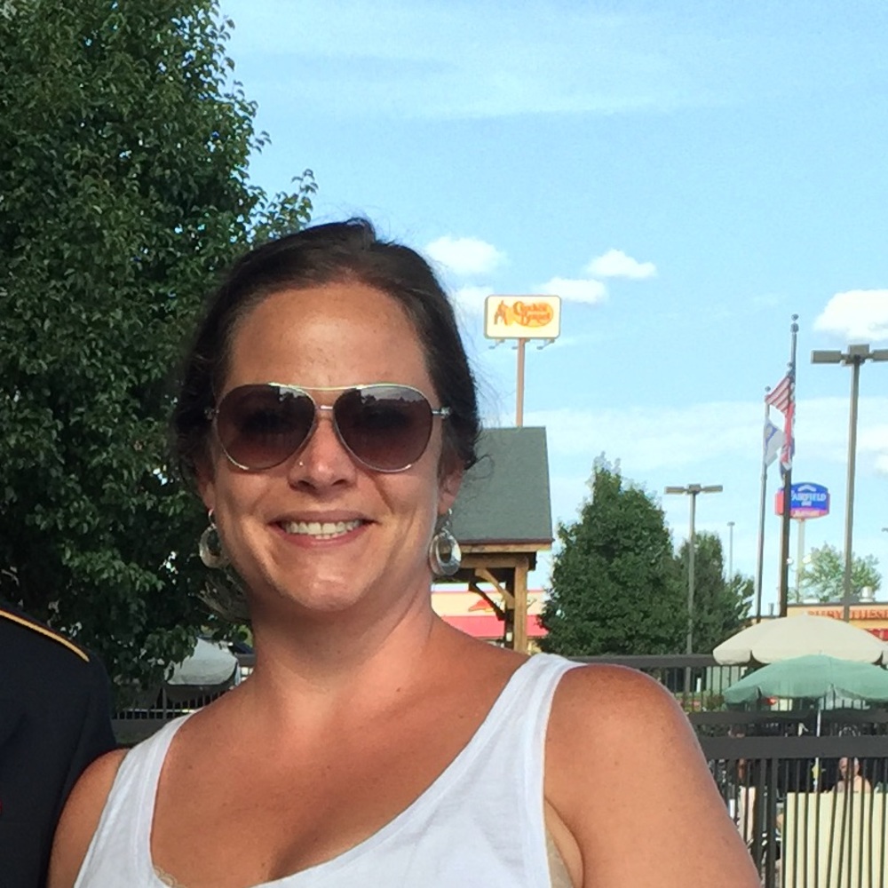 Meet your Posher, Jennifer