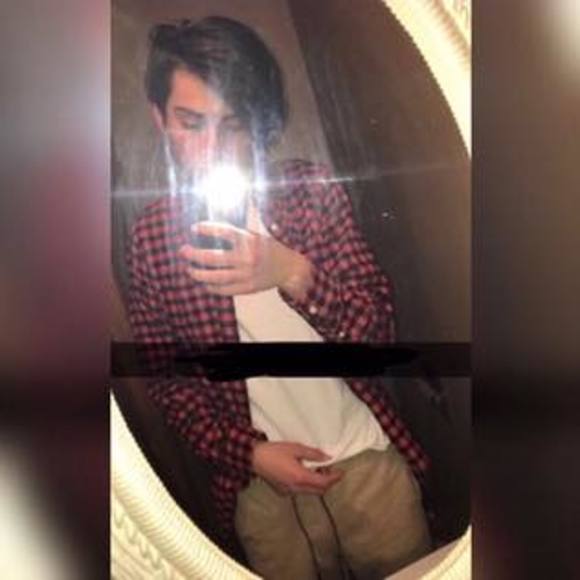 Meet your Posher, Axel - Picture 1 of 1