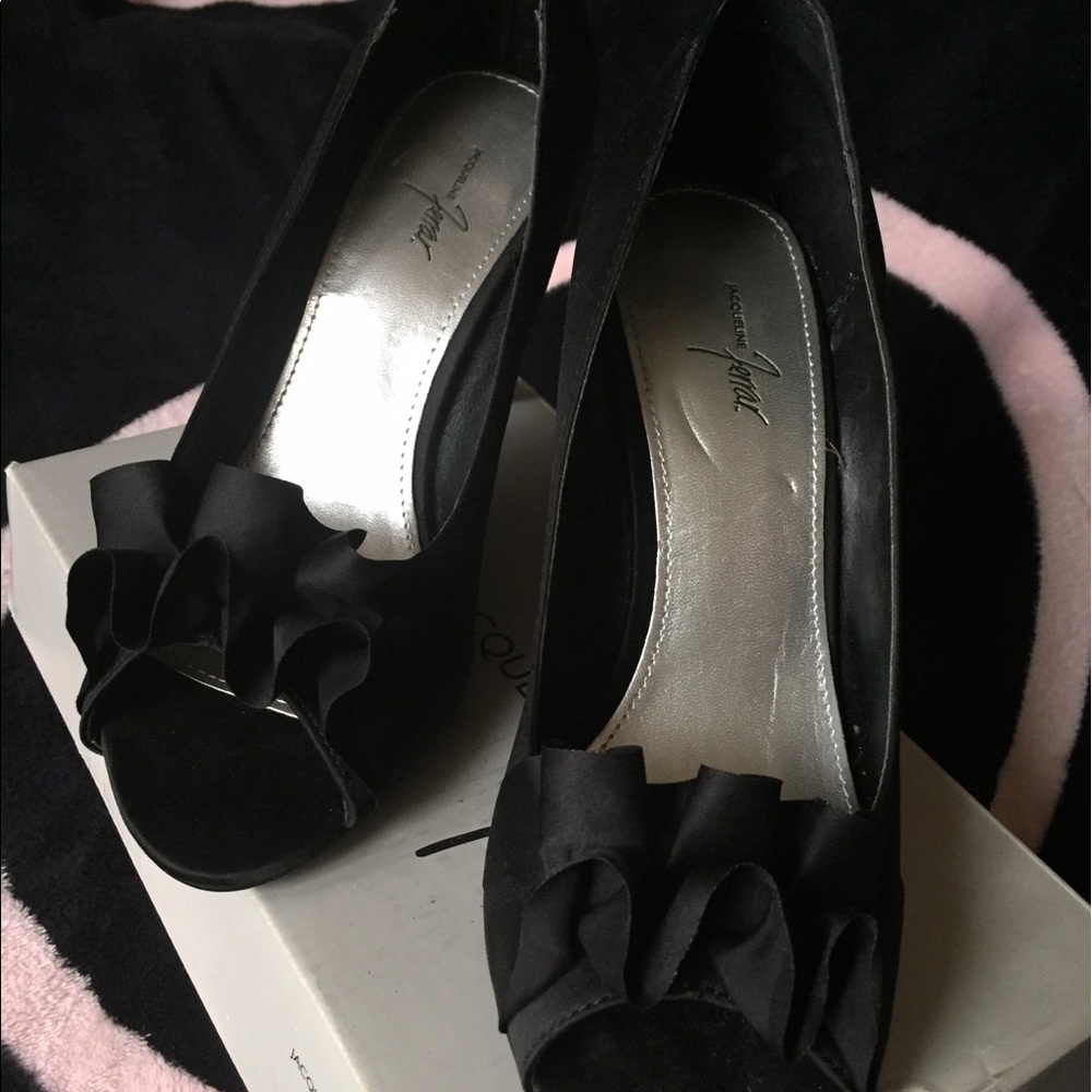 Black open toe heels brand new size 7M