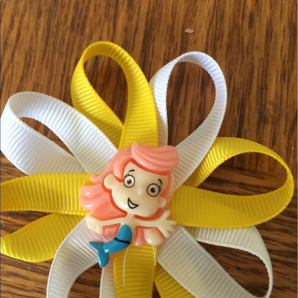 Hair bows