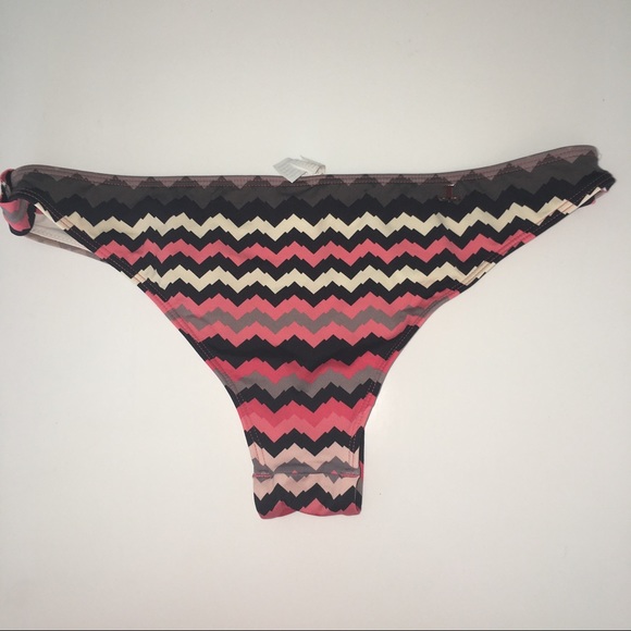 TOUCHÉ BALNEAIRE BIKINI. - Picture 4 of 6