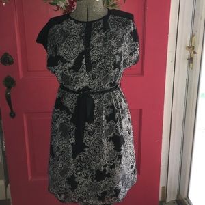 YA Los Angeles black and white dress