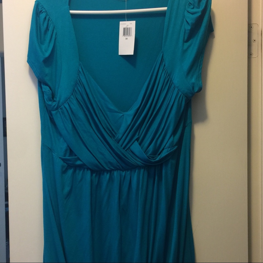 BNWT size 3x banded Teal sleeveless blouse