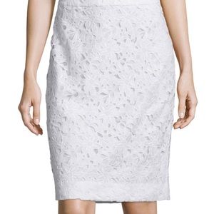 Kate Spade Size 4, Floral Lace pencil skirt