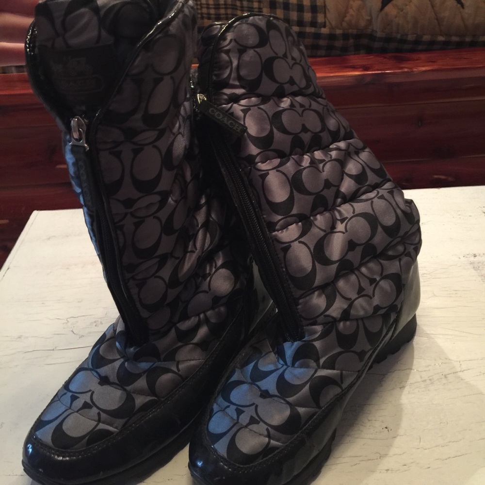 Coach winter boots