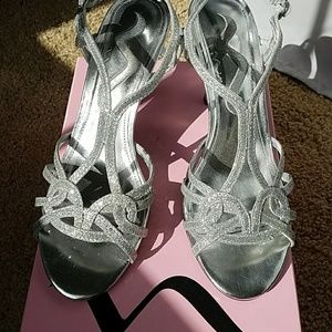 Silver Nina formal shoes