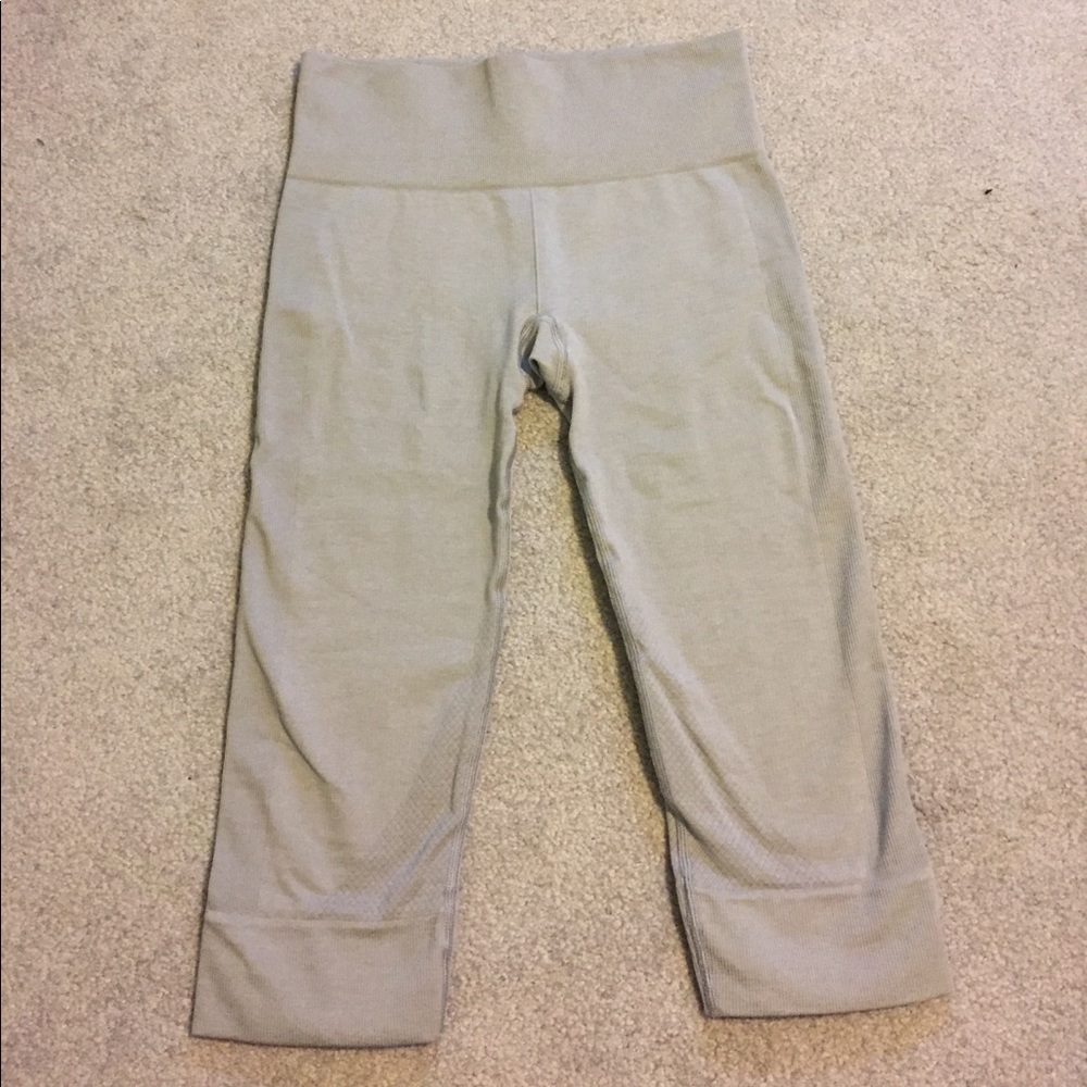 Lulu Lemon cropped leggings