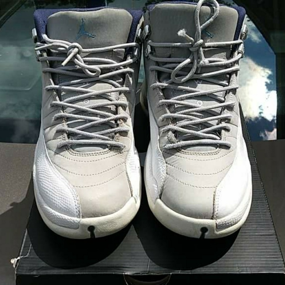 Unc 12s sz 9.5