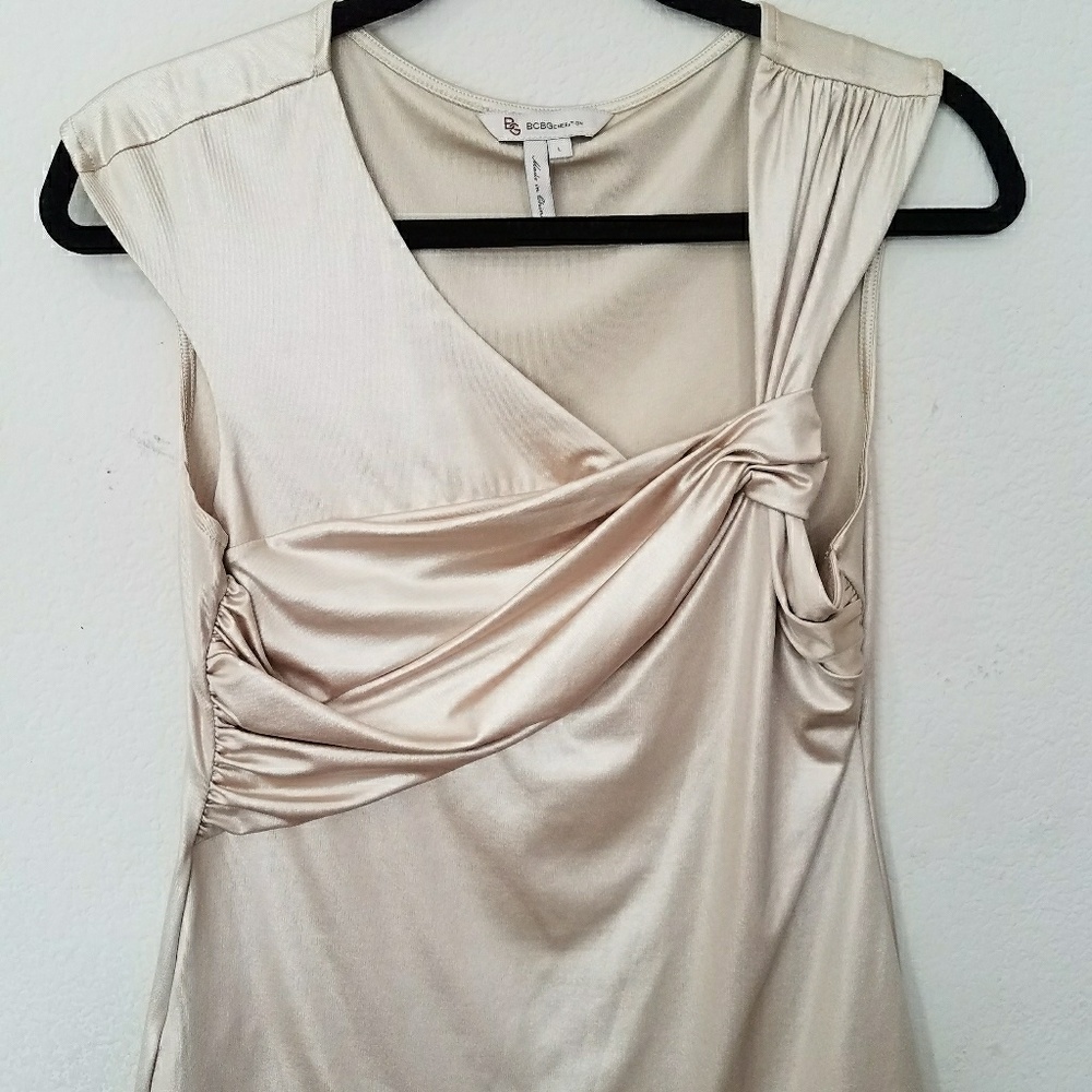 Dressing top