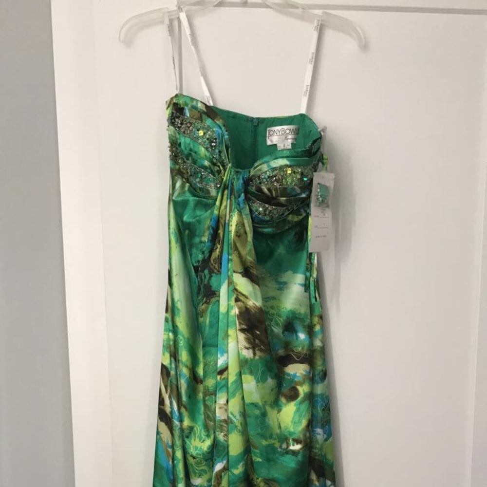 Tony Bowls NWT Evening Dress