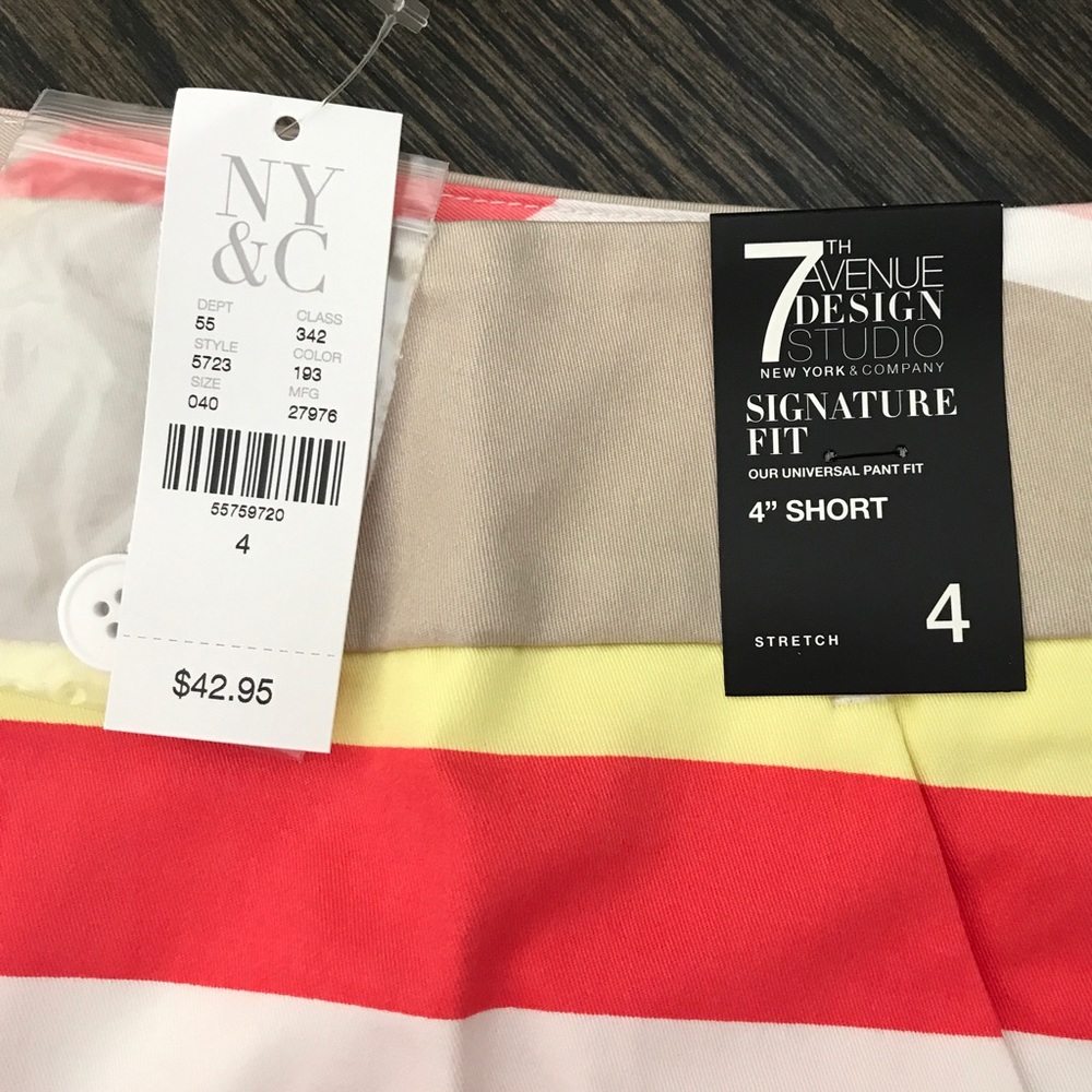New York & Co Striped Shorts - Picture 3 of 7