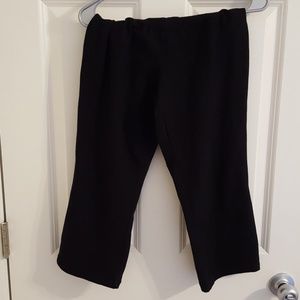 Motherhood maternity Capri pants Medium