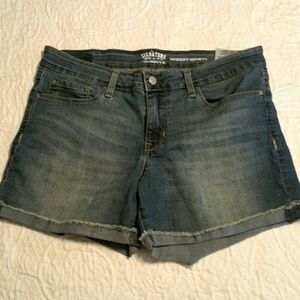 BnWOT! Ladies denim short