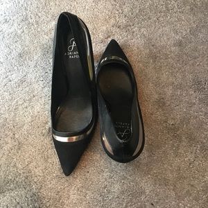 Adrianna Papell Black Heels - size 9