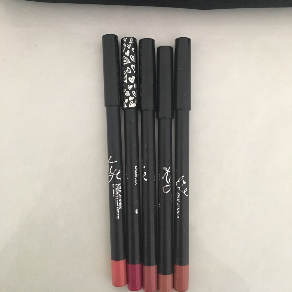 Kylie Jenner lip liners originally 14.00 each