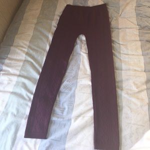Maroon Textured "Holiday" leggings