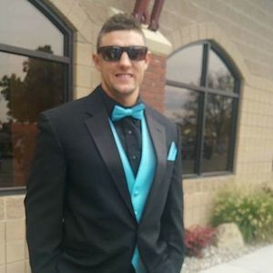 Meet your Posher, Devin