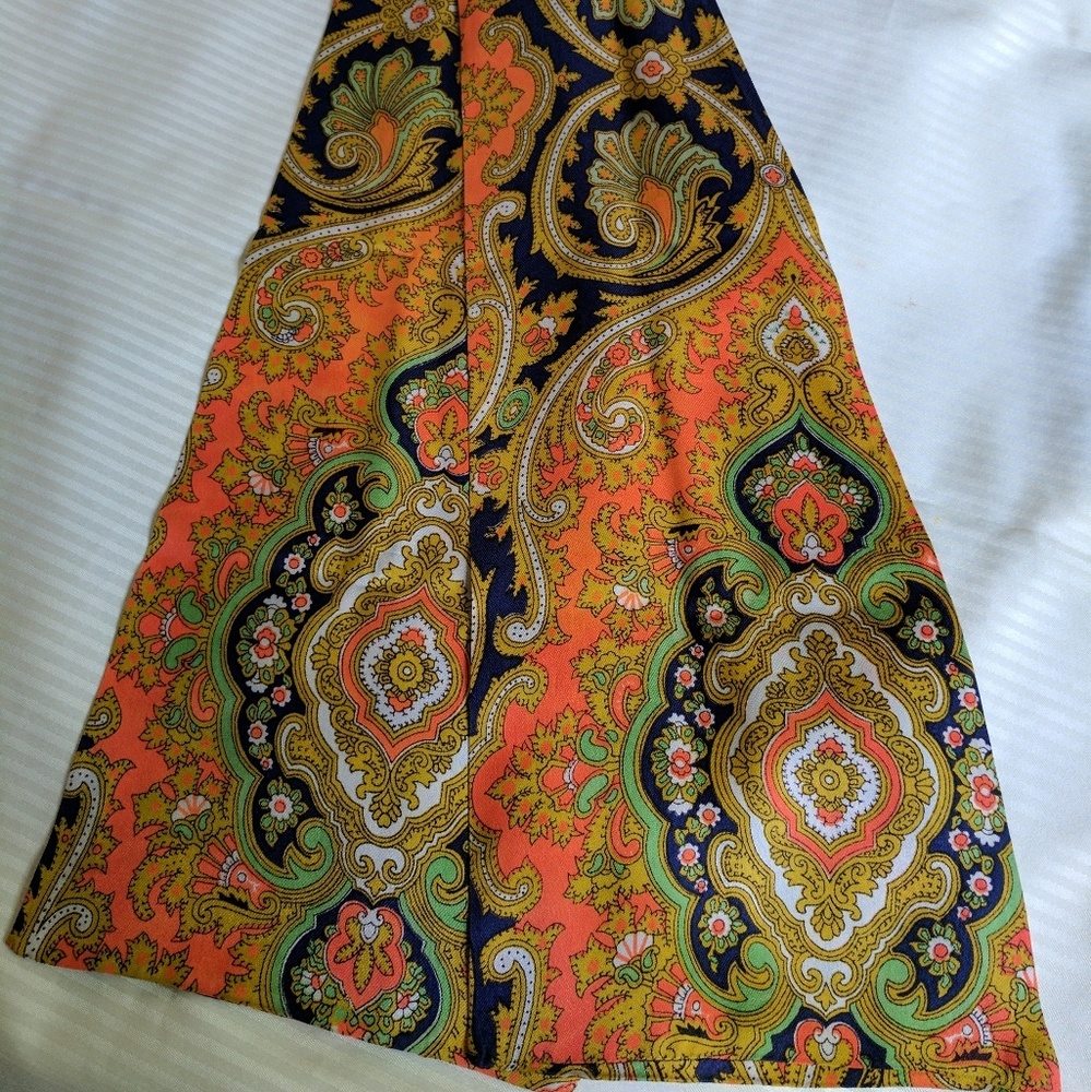 Vintage Paisley Neck scarf