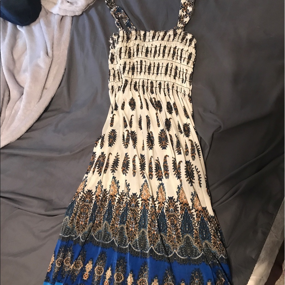 Women's dress