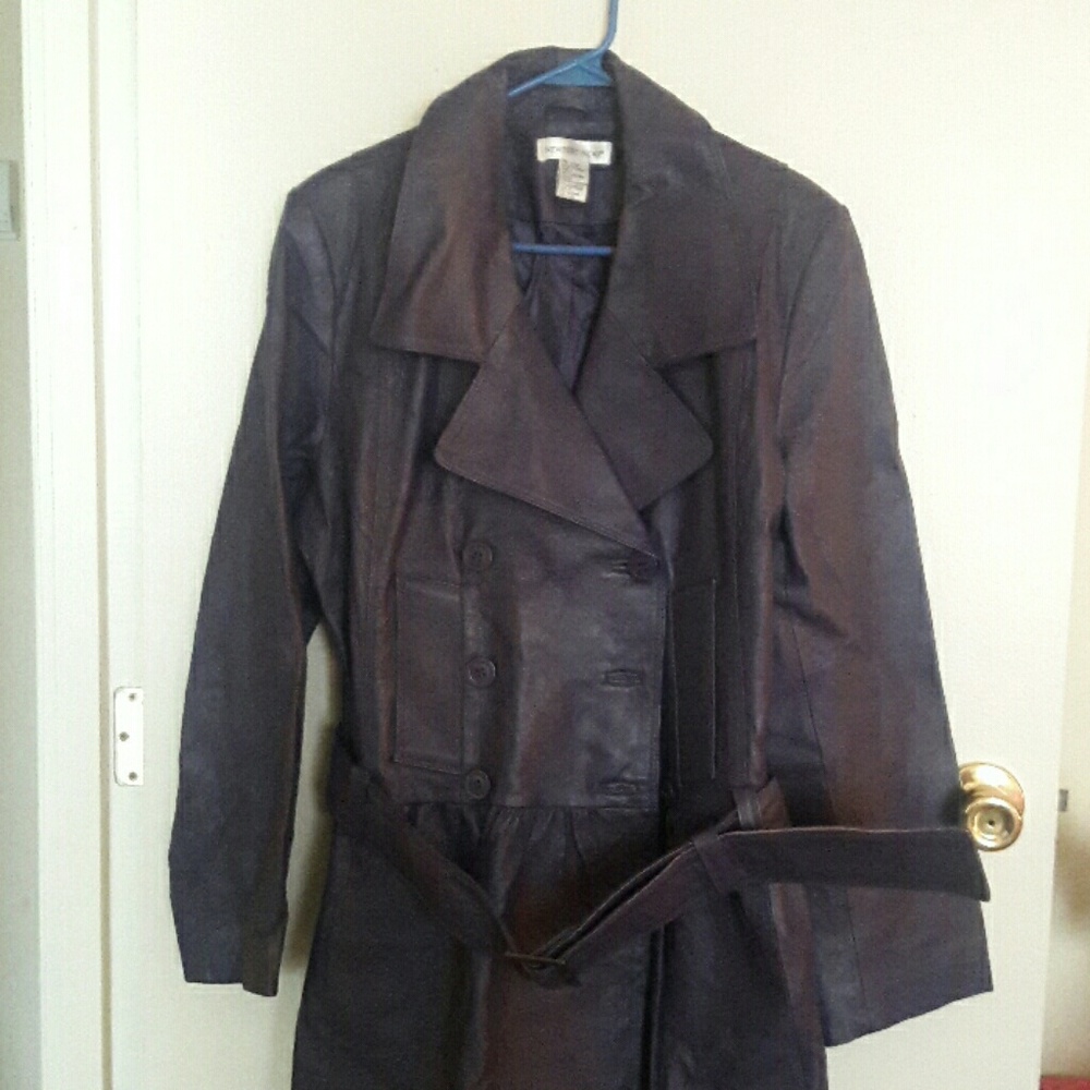 Knee lenght leather coat