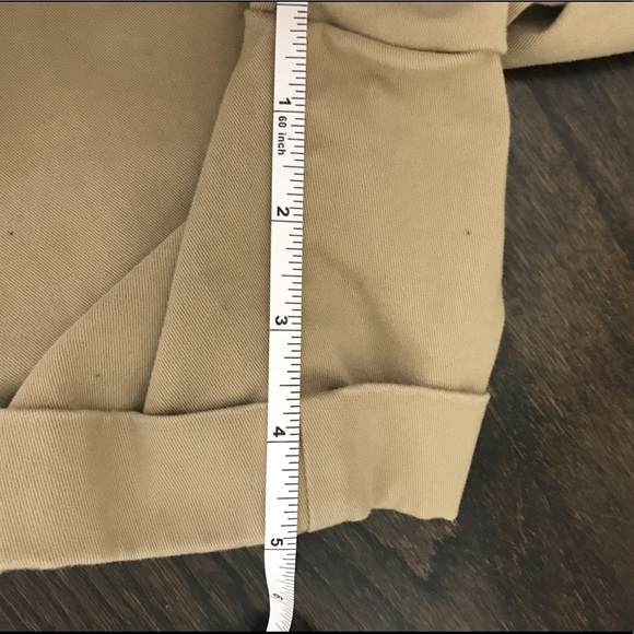 Banana Republic Khaki Cuff Shorts - Picture 5 of 5