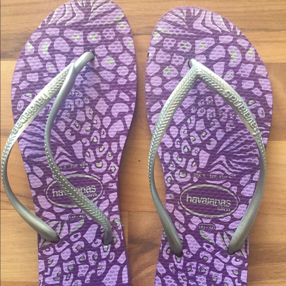 Havaianas purple and silver flip flops