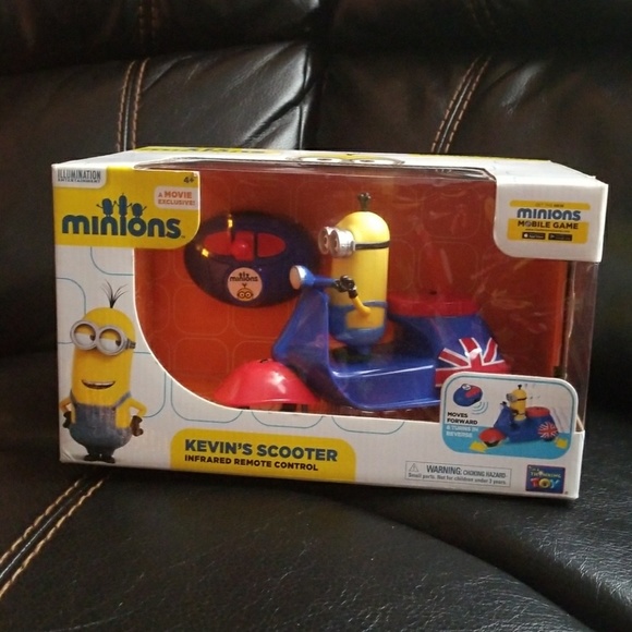 Universal Other - Minions Movie Remote Control Scooter