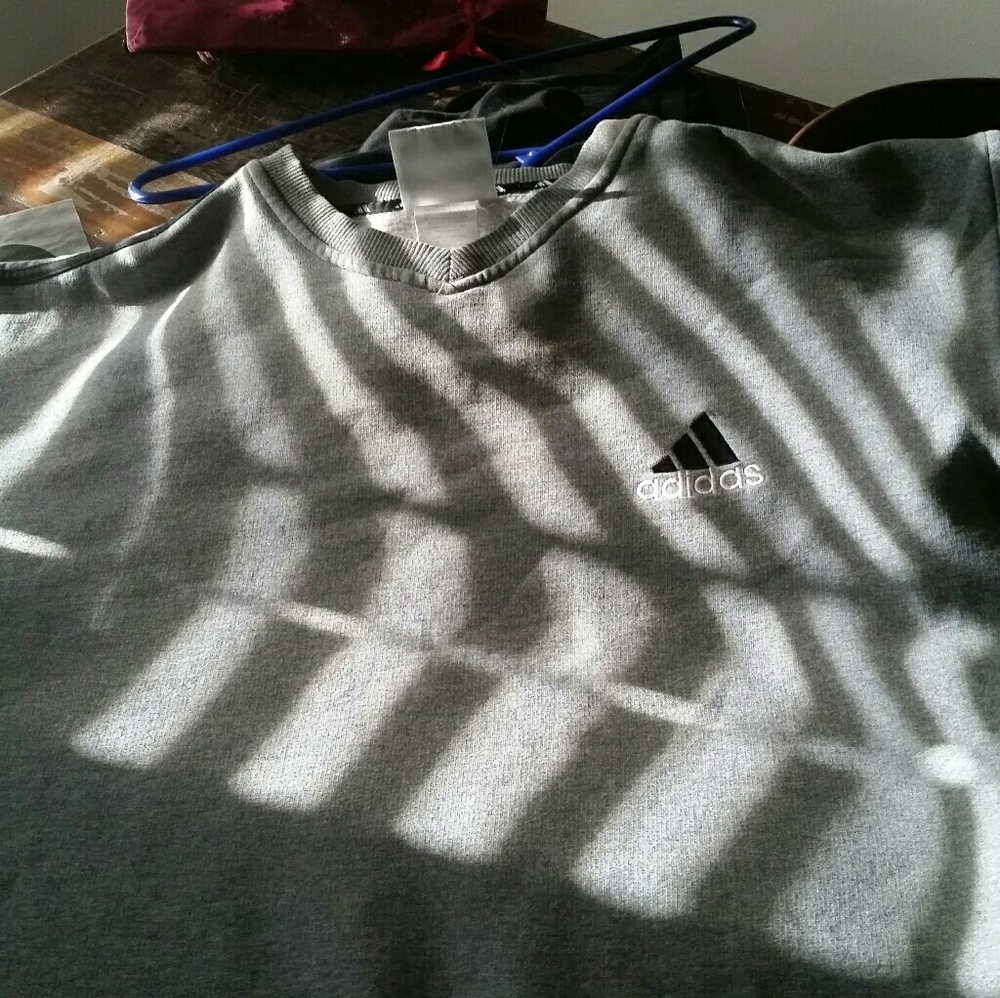 Addias Sweatshirt