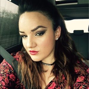 Meet your Posher, Drita