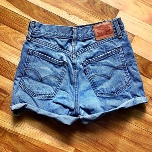 Levi's high waisted short