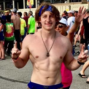 Meet your Posher, Alexander