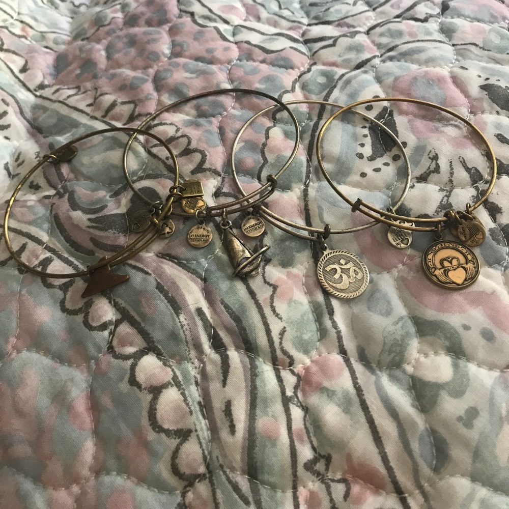 Set of 4 alex and another bracelets