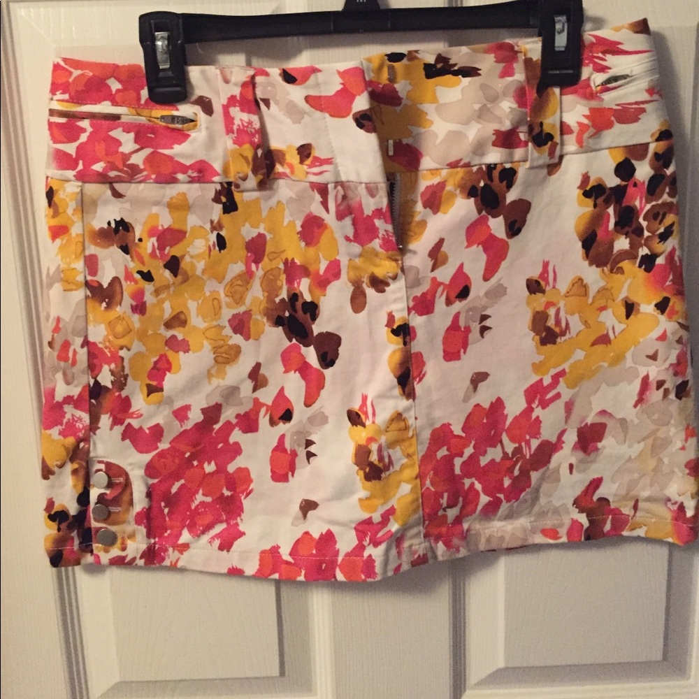 Multi color skort