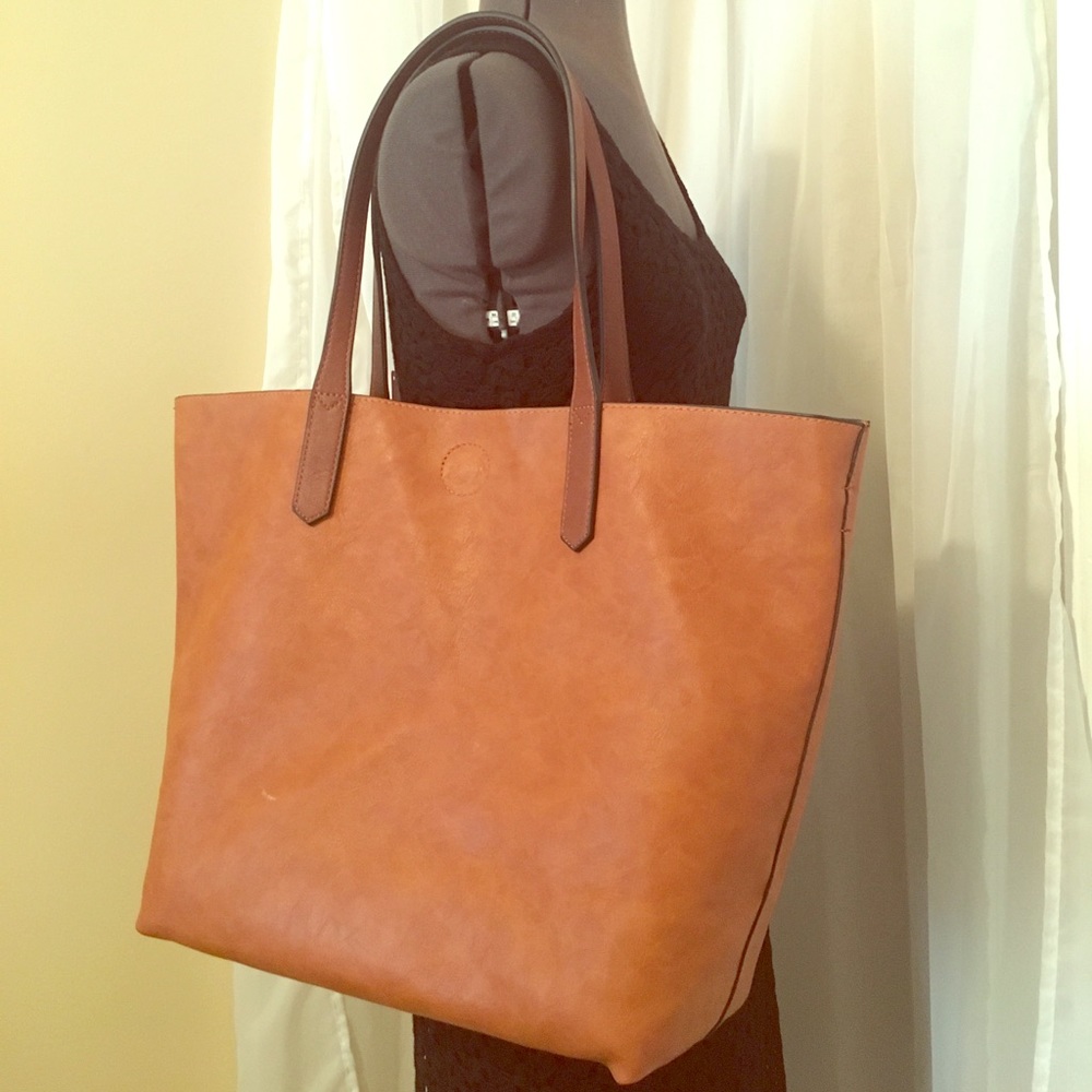 Duo tone brown leather tote
