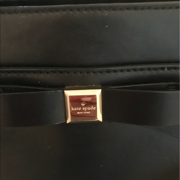 Authentic Kate Spade leather purse - Picture 3 of 5
