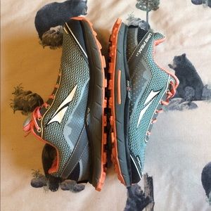 Altra Lone Peak 2.5