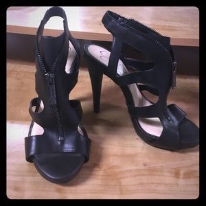 Jessica Simpson heels!