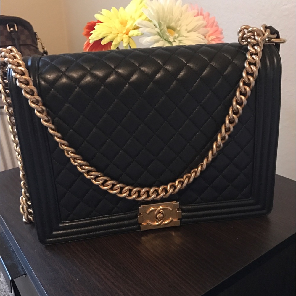 Chanel Le Boy in Lamb Skin - Picture 3 of 4
