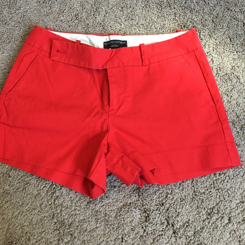 Red banana republic 3" shorts size 4p