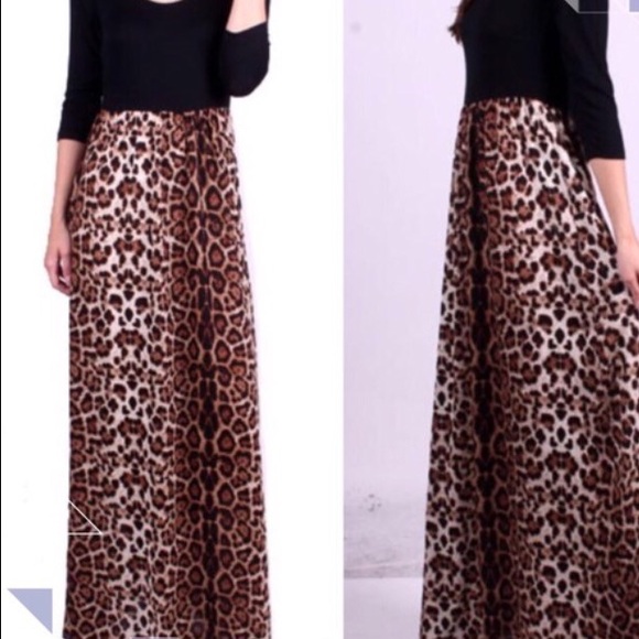 Leopard long dress! Great with sandals - Picture 2 of 2