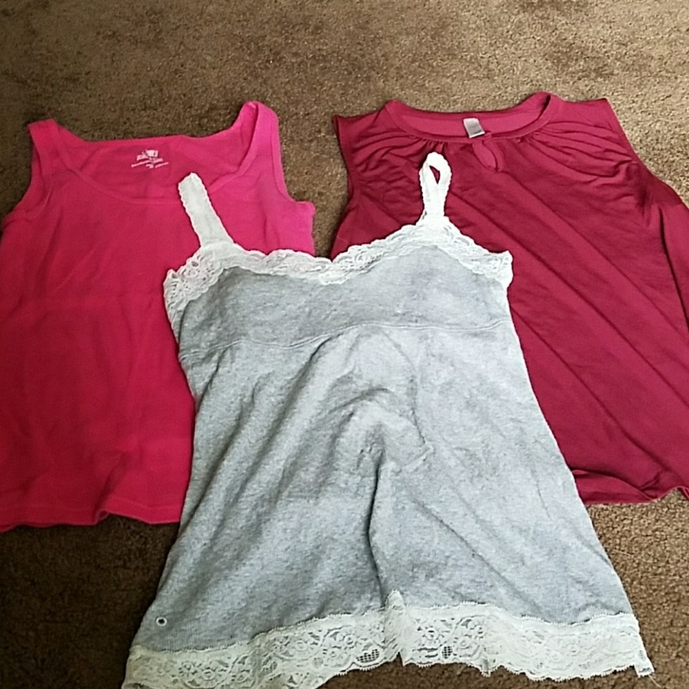 3 tank tops pack! All size large, EUC