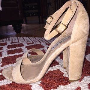 Steve Madden Size 9.5 Taupe Suede Sandals