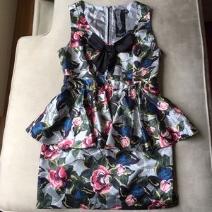 Forever 21 Truist Flowered Dress